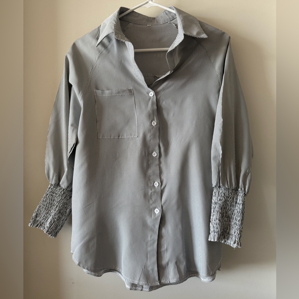 Oversized Button-Down Smocked Cuff Tunic Top - Picture 5 of 11